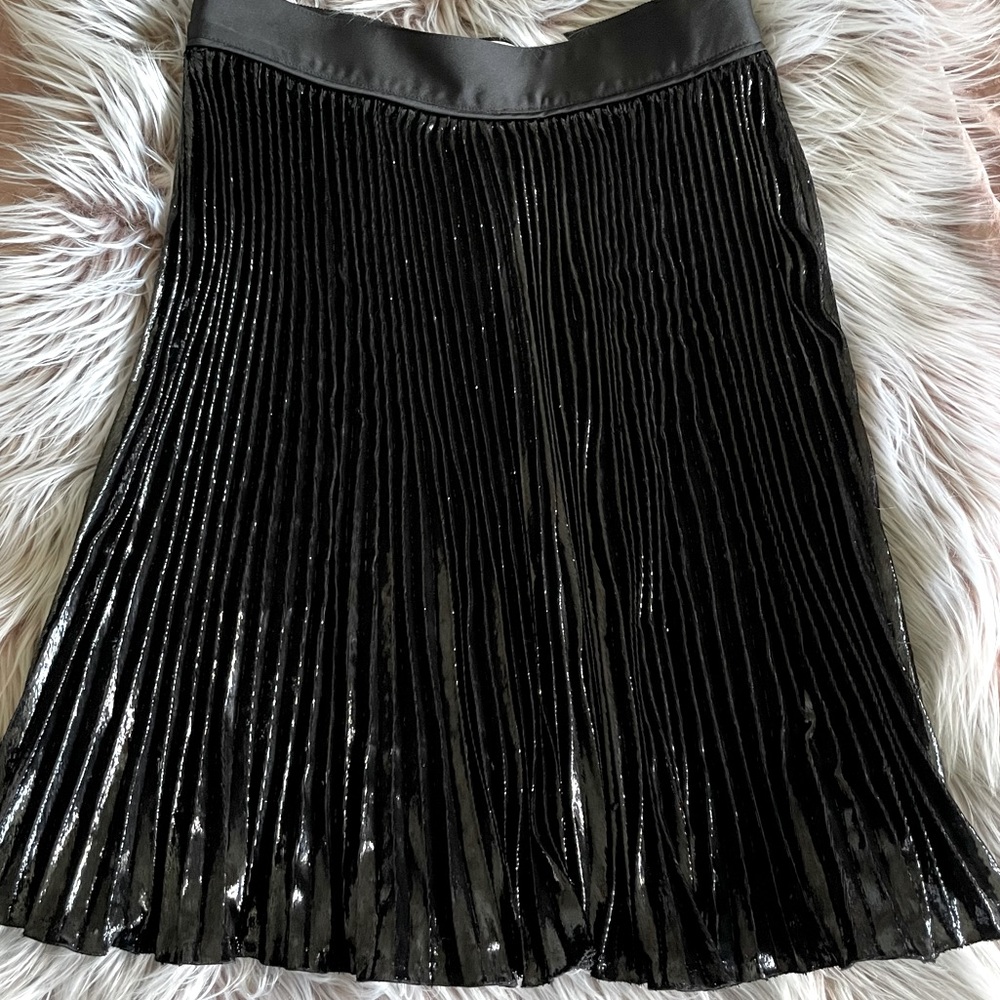 Diane Von Furstenberg Black Pleated Mini Skirt - Picture 4 of 10